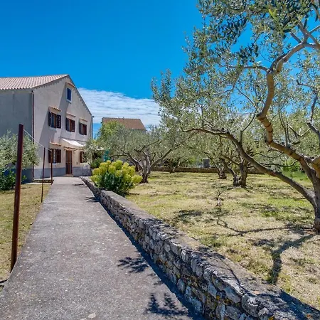 Casa Oliva Sveti Jakov