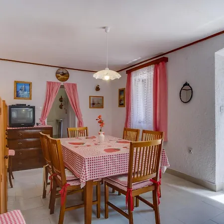 Alice Casa *