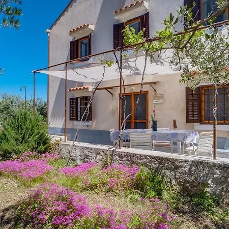 Alice Casa Apartment Sveti Jakov