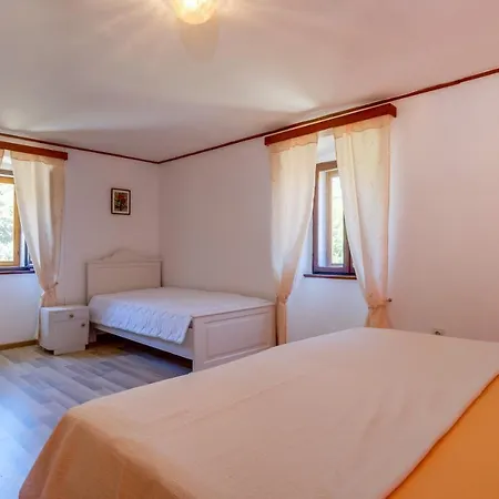 Alice Casa Apartment Sveti Jakov